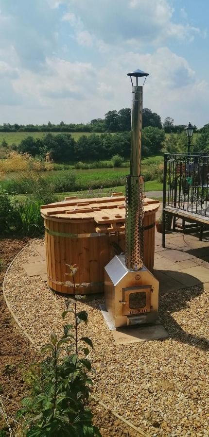 Fair Farm Hideaway Villa Waltham on the Wolds Exterior foto